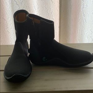 ***TILOS Thermal Wall Dive Boots***